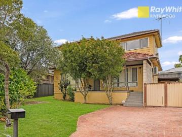 Spacious Family Living with Pool in a Convenient Mortdale Setting