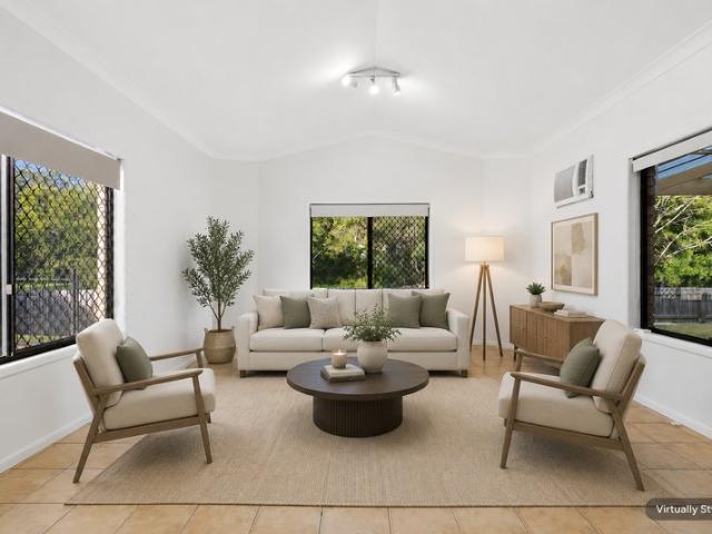 Spacious Family Living with Pool, Parkland Outlook & Side Access