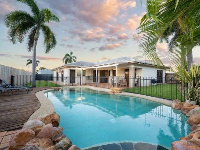 Spacious Family Living with Pool, Shed and No Rear Neighbours