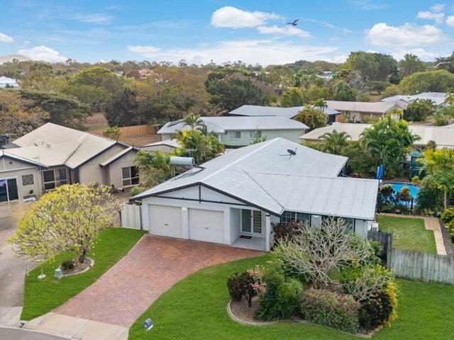 Spacious Family Living with Pool, Side Access & Room for All Your Toys