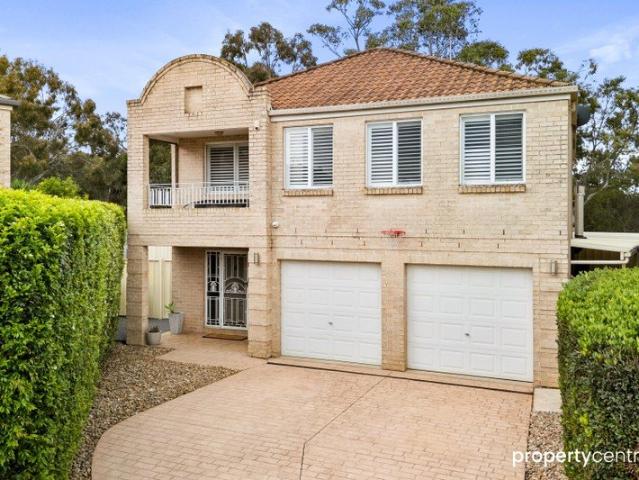 Spacious Family Living with Poolside Appeal