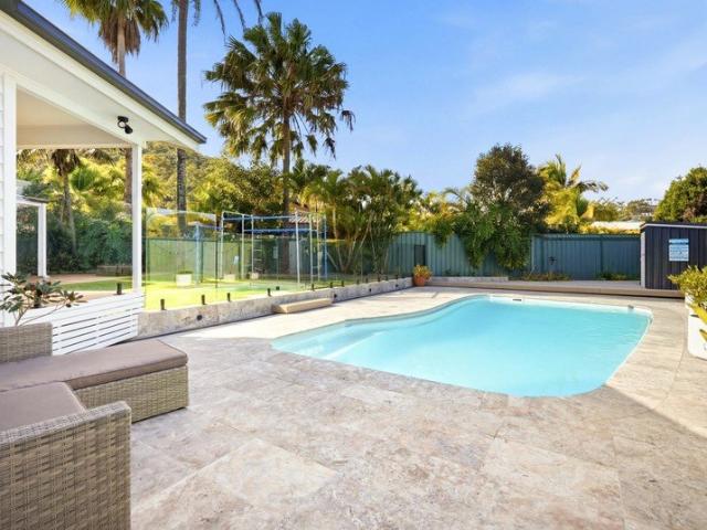 Spacious Family Living with Poolside Entertaining in a Peaceful Cul de sac