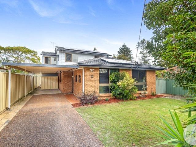 Beautifully Renovated Coastal Home with Pool, Guest Accommodation and Room for a Boat or Caravan
