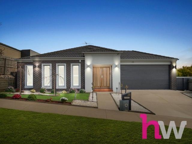 Spacious Family Living with Panoramic Views in the Heart of Highton