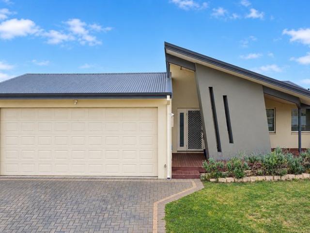 Spacious Family Living with Parkside Appeal