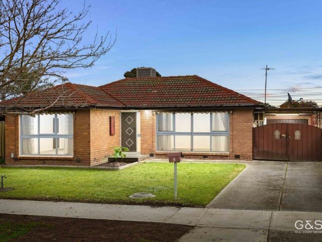 Spacious family living with quality in a prime location
