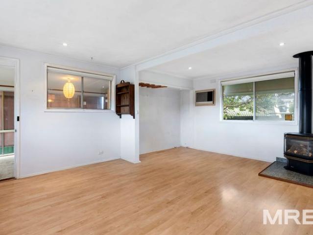 Spacious family living with room to grow