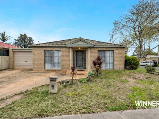 Spacious Family Living with Room for Everything!
