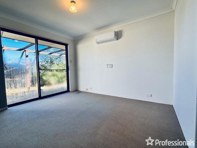 Spacious Family Living with Room for Everyone!