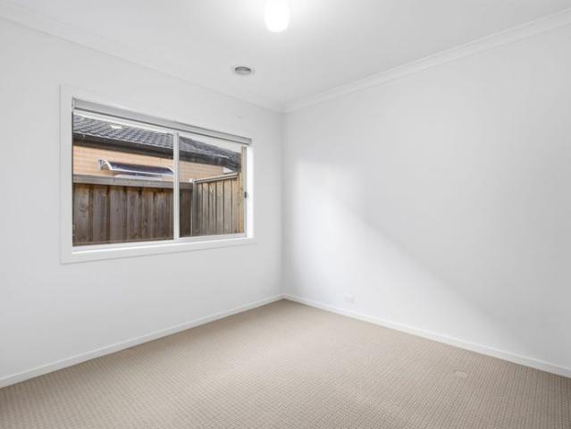 Spacious Family Living with Resort Style Facilities in a Prime Point Cook Location