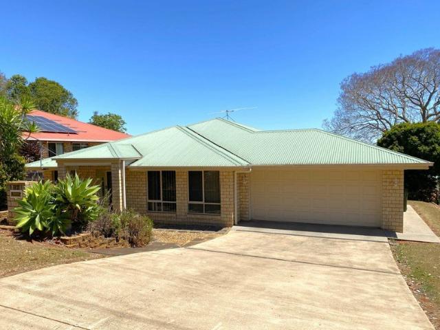 Spacious Family Living with Rural Outlook