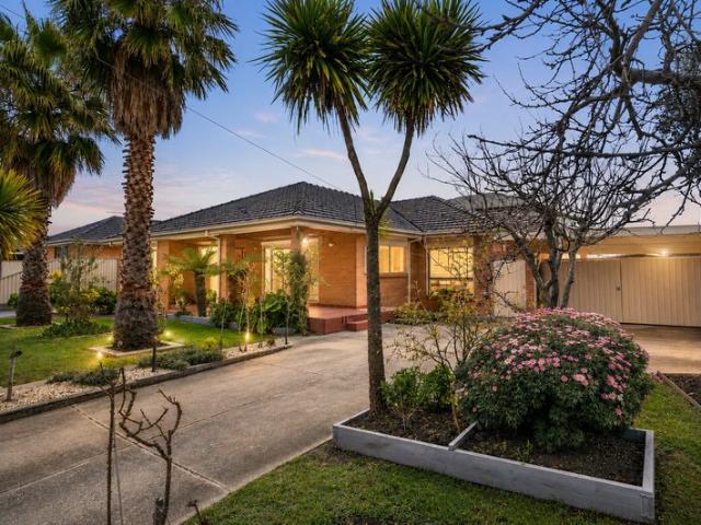 Spacious Family Living with Timeless Appeal & Exceptional Entertaining