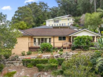 Spacious Family Living with Valley Views & Beautiful Garden Surrounds