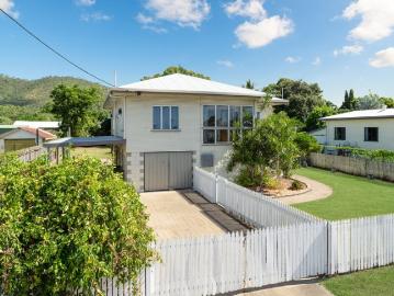 Spacious Family Living with Versatile Downstairs Space