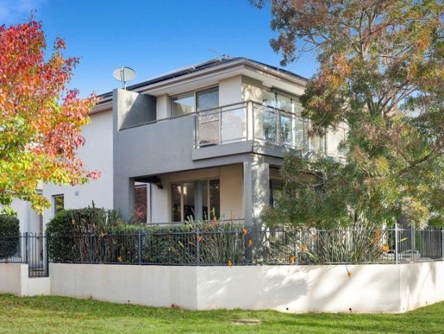 Spacious family living with versatility in a prime Campbelltown location