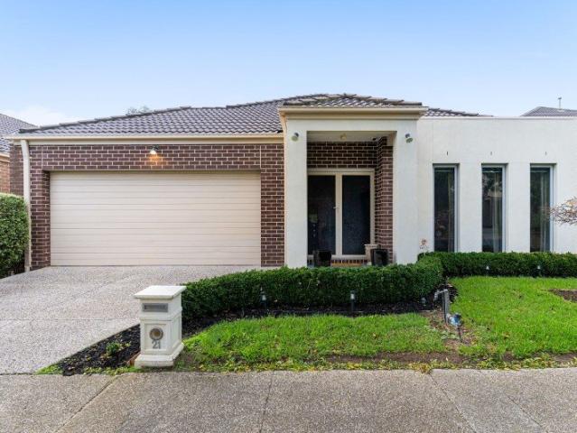 Spacious Family Living with Year Round Entertaining
