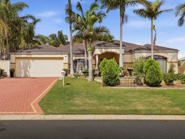 SPACIOUS FAMILY LIVING WITHIN THE SOUGHT AFTER SETTLERS HILLS ESTATE