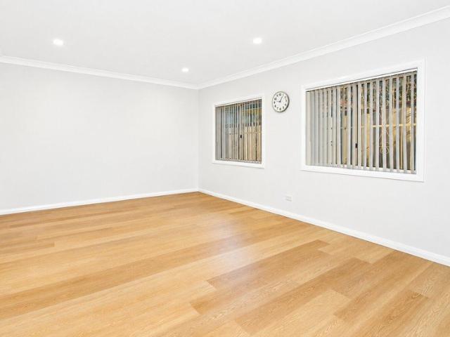 Spacious Family Living 4 Bedroom Half House in Greenacre
