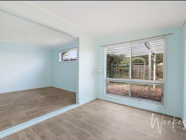 SPACIOUS FAMILY LIVING!