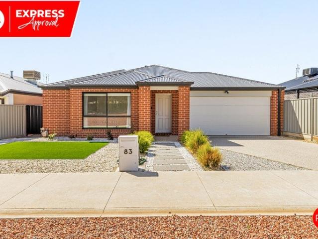 Spacious family Living