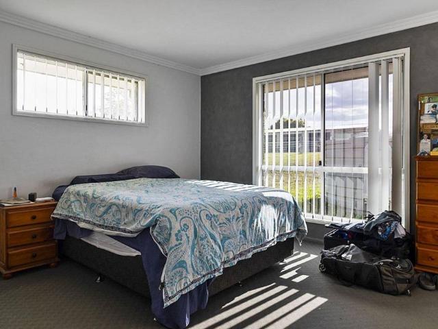 Spacious Family Sanctuary on 3,692m² – Just Minutes to Highfields