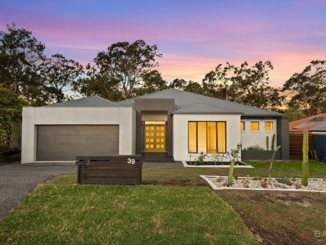 Spacious Family Sanctuary in Bellbowrie