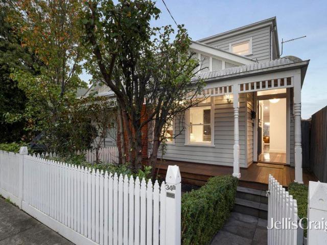 Spacious family sanctuary with a studio & garage
