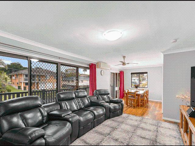 Spacious Family Sanctuary with Dual Living Potential & Double Shed!