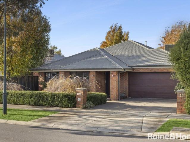 Spacious Family Sanctuary with Established Gardens and Entertainer's Appeal