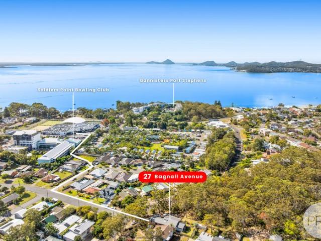 Spacious Family Retreat With Expansive Entertaining & Workshop Appeal