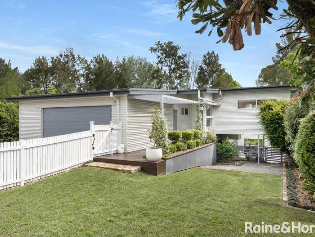 Spacious Family Retreat in Sought After Cambewarra Village