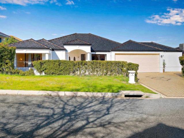 Spacious Family Residence in a Prime Dianella Location