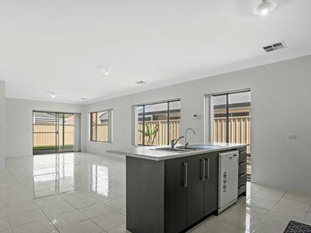 Spacious Family Residence