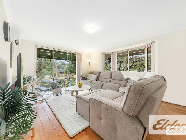 Spacious Family Townhouse in the Hornsby North Public School Catchment