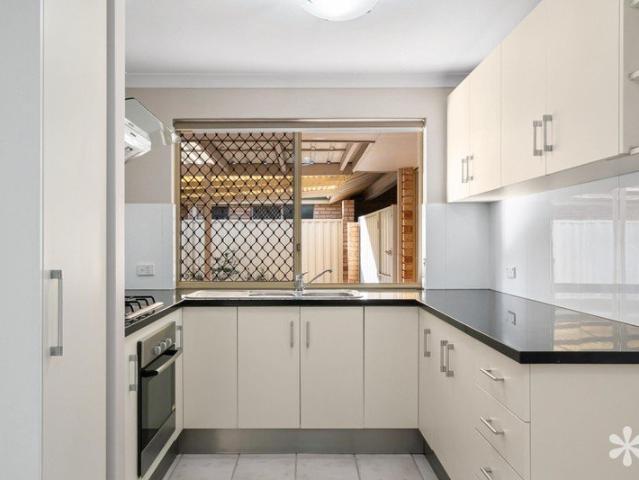Spacious Family Villa In Prime Location