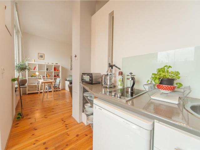 Spacious, fantastic studio Neukölln, Berlin Amsterdam Apartments for Rent