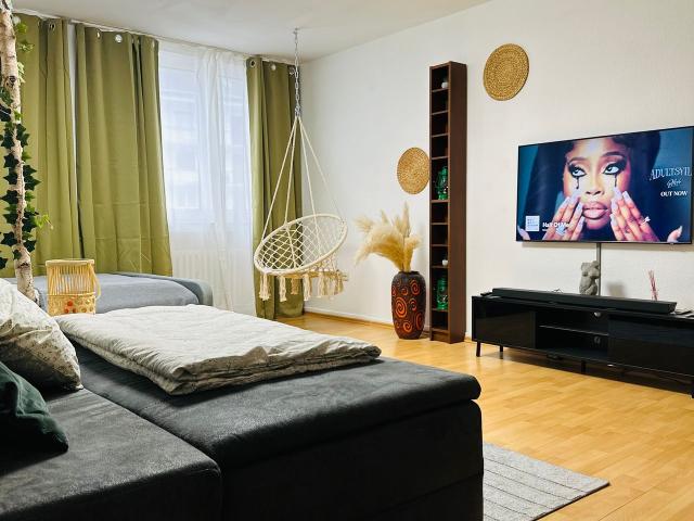 Spacious & fantastic suite in Mülheim an der Ruhr, Mulheim an der Ruhr Amsterdam Apartments for Rent