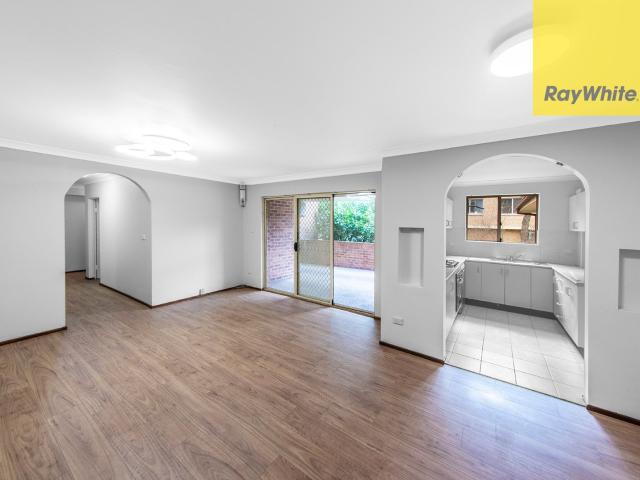 Spacious First Floor Apartment in a Convenient Merrylands Location