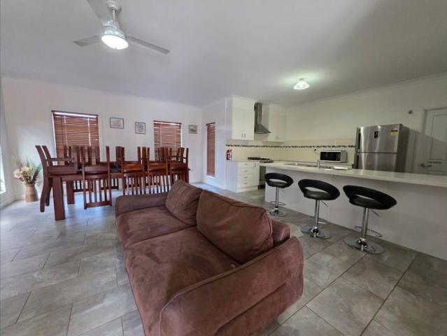 Spacious Five Bedroom Accommodation – Ideal for Company Leasing