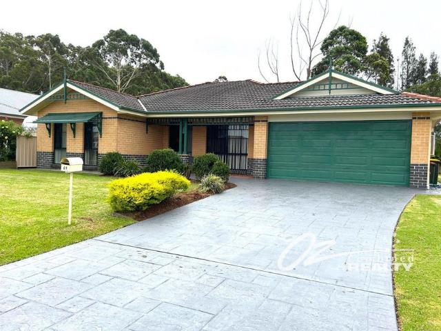 Spacious Five Bedroom Family Home!