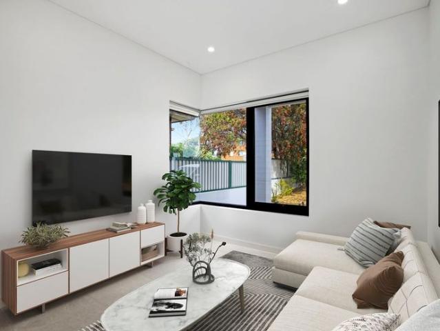 Spacious Five Bedroom Family Home