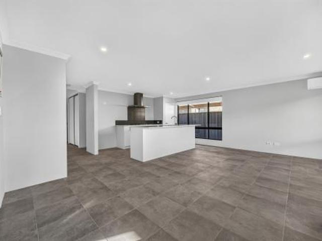 Spacious Five Bedroom Family Home