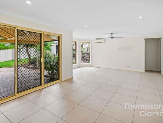 Spacious Five Bedroom Family Home in a Peaceful Location