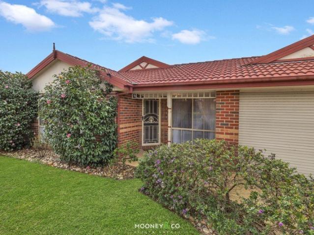 Spacious Five Bedroom Family Home in Brookland Greens