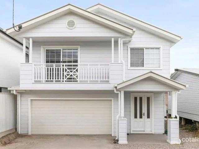 Spacious Five Bedroom Family Home in Prime Inner North Location