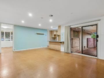 Spacious Five Bedroom Family Home in Prime Torrens Location