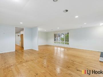 Spacious Five Bedroom Family Home in Prime Torrens Location