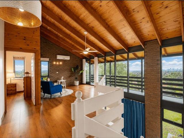 Spacious Five Bedroom Family Home with Excellent Entertaining Areas
