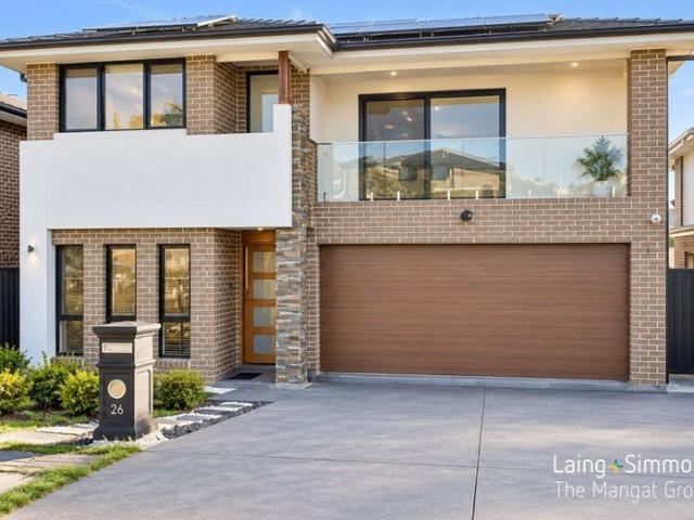 Spacious Five Bedroom Family Living in the Heart of Box Hill