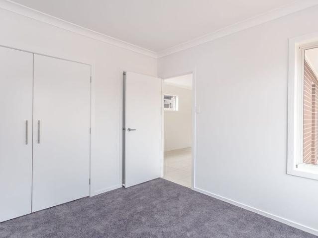 Spacious Five Bedroom Home with Three Bathrooms and Double Garage in Marsden Park